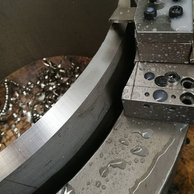 Hydraulic Electric Pipe Cutting And Beveling Machine With Smooth Slope