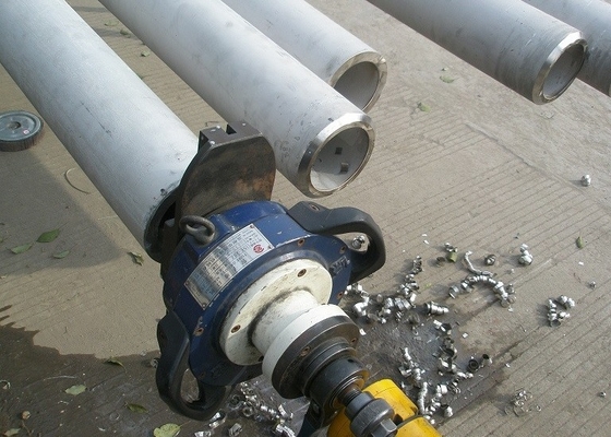 Portable Chamfering Stainless Steel Pipe Beveler 2KW For Petroleum